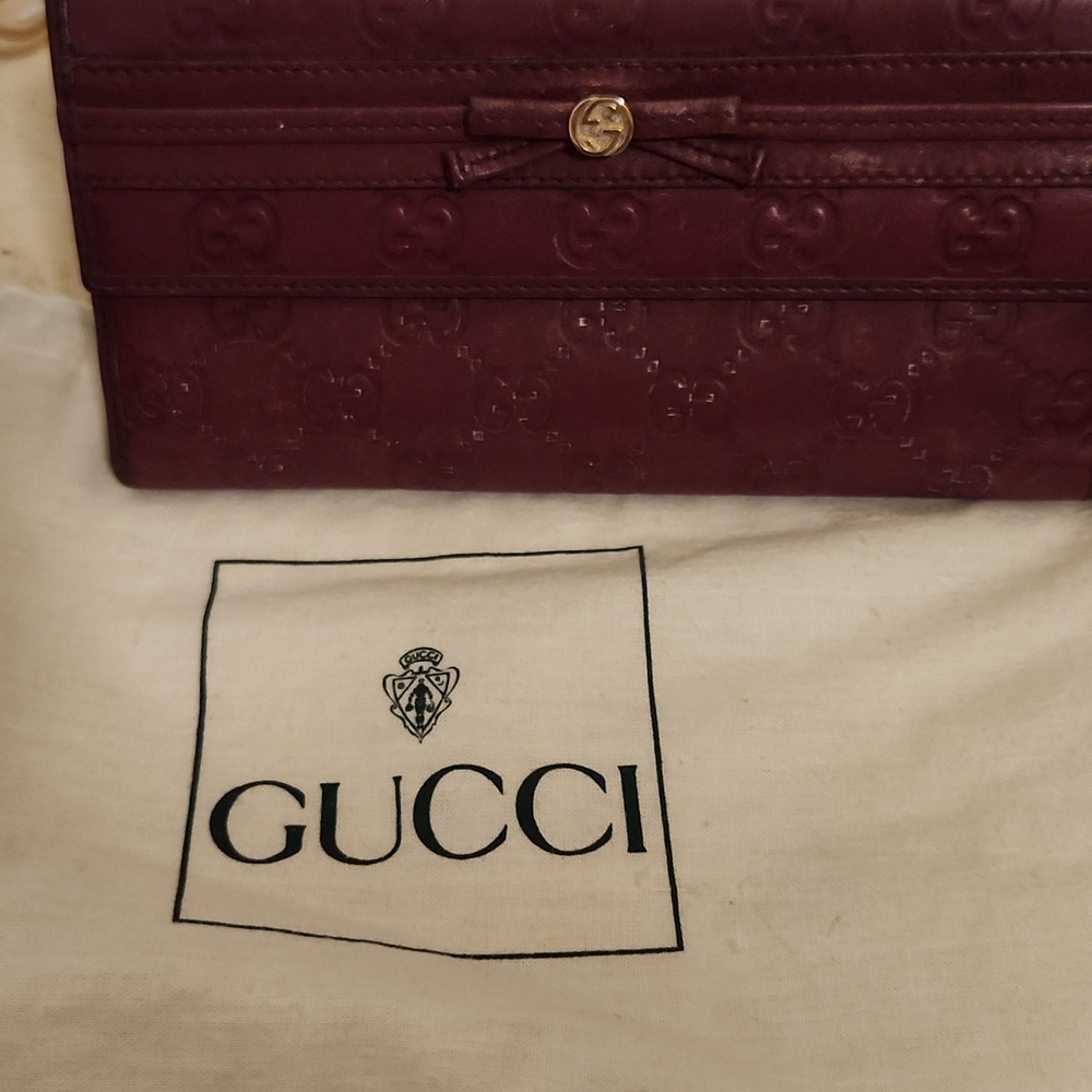 Gucci Plum Leather Continental Wallet - Embossed Monogram Comes With Dust Bag. - Picture 16 of 16